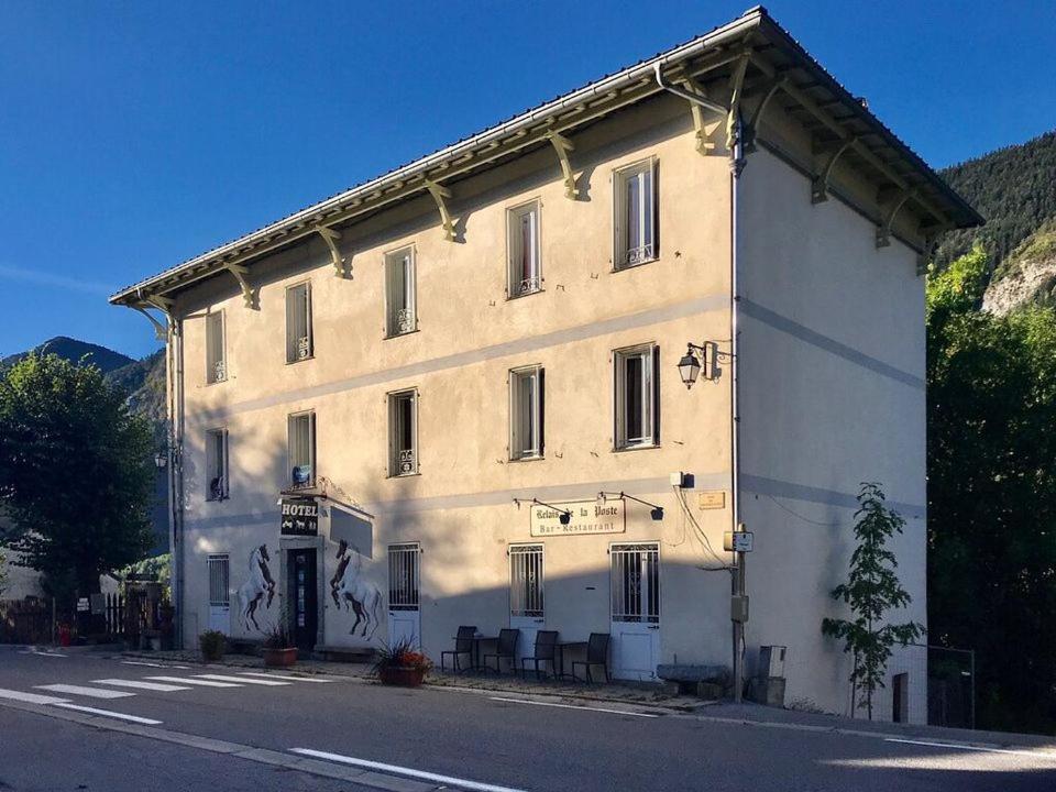 Hotel Le Relais Des Cavaliers Villeneuve-d'Entraunes Zewnętrze zdjęcie