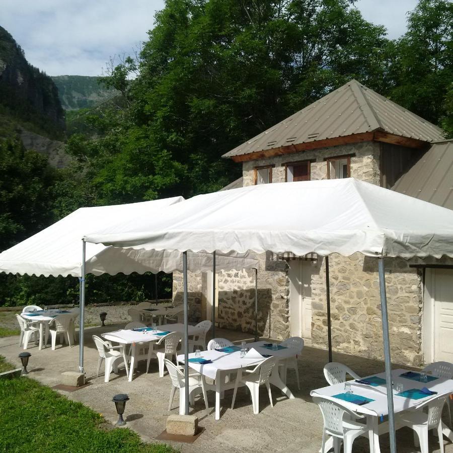Hotel Le Relais Des Cavaliers Villeneuve-d'Entraunes Zewnętrze zdjęcie