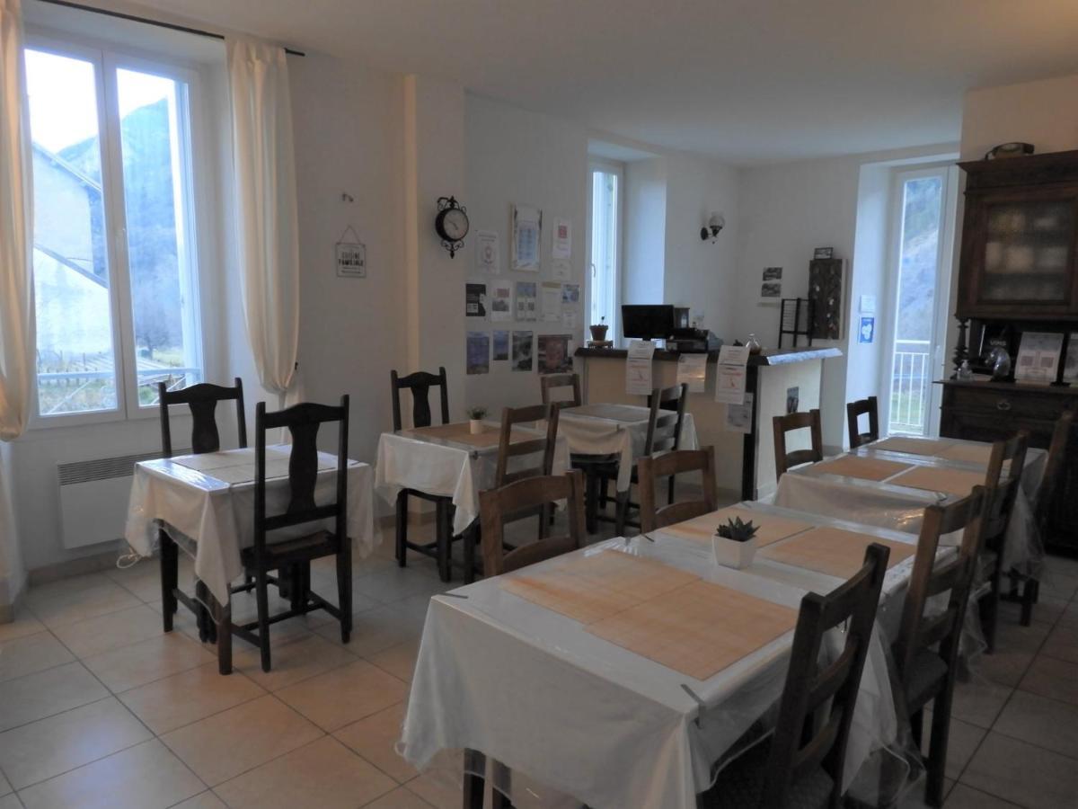 Hotel Le Relais Des Cavaliers Villeneuve-d'Entraunes Zewnętrze zdjęcie