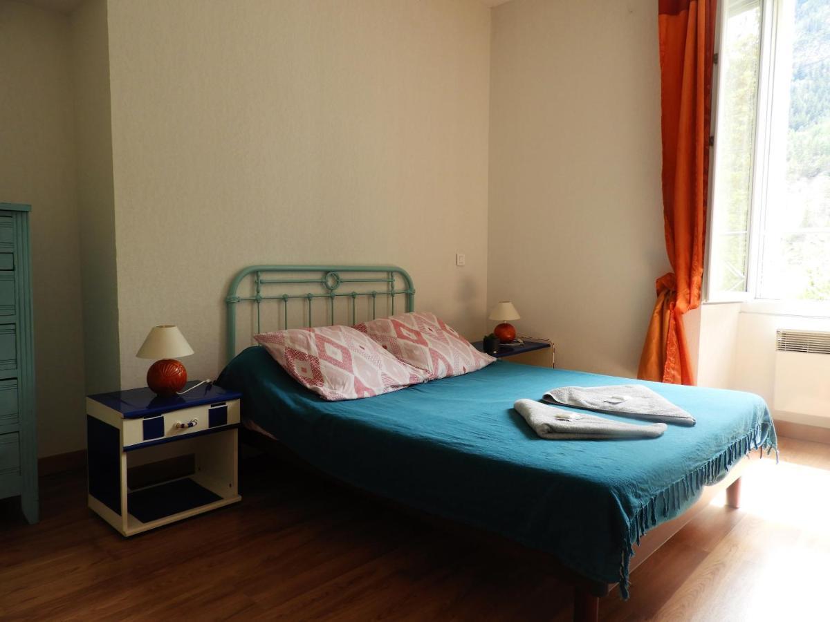Hotel Le Relais Des Cavaliers Villeneuve-d'Entraunes Zewnętrze zdjęcie